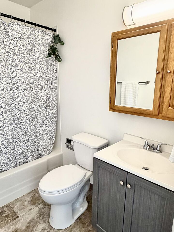 Property Photo: 1306 Maple Street IA 51652