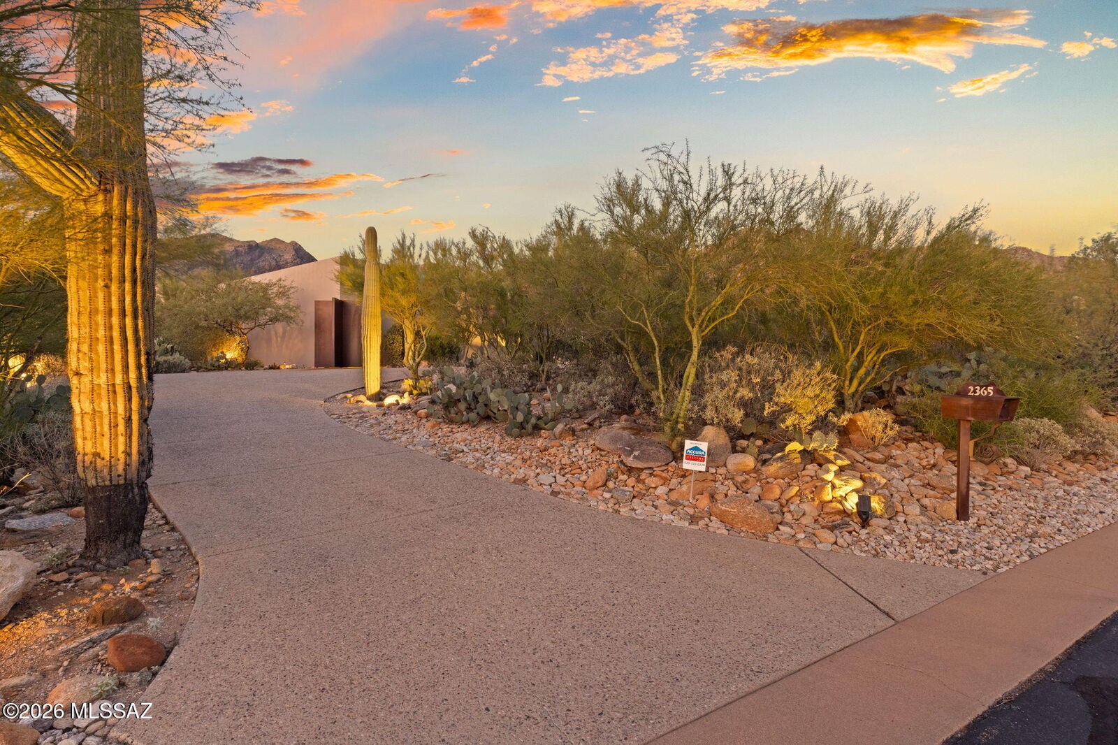 Property Photo:  2365 E Long Shadow Place  AZ 85718 