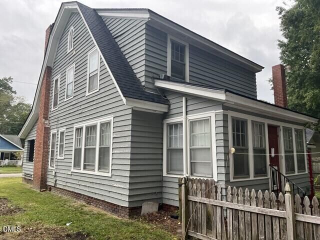 Property Photo:  1006 Lee Street N  NC 27893 