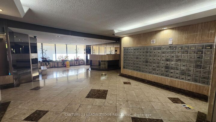 Photo de la propriété: 205 Hilda Avenue 311 ON M2M 4B1