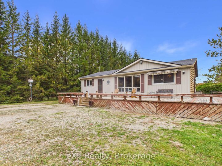 Property Photo:  401771 Grey Road 4 Road  ON N4N 3B8 