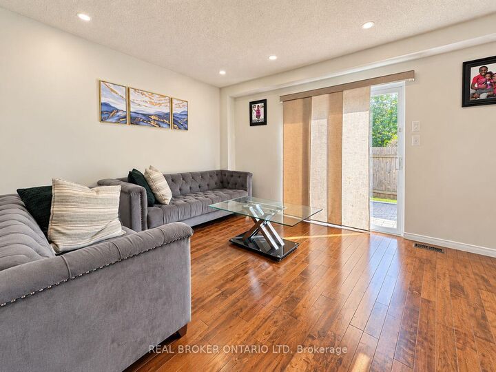 Property Photo:  875 Southdale Road E  ON N6E 1V7 