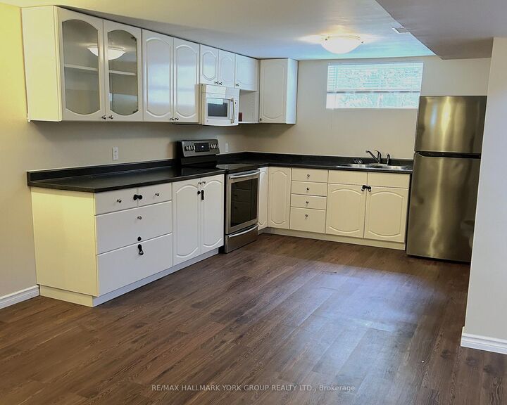 Property Photo:  140 Riveredge Drive Lower  ON L4P 2P3 