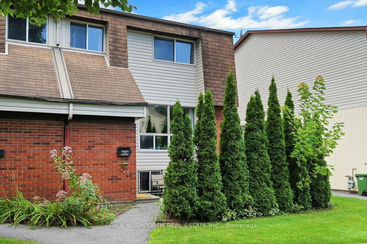 Property Photo:  5 Sonnet Crescent D  ON K2H 8W8 