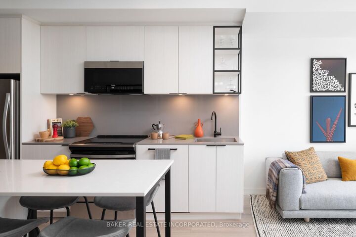 Property Photo:  740 Dupont Street 307  ON M6G 0A9 