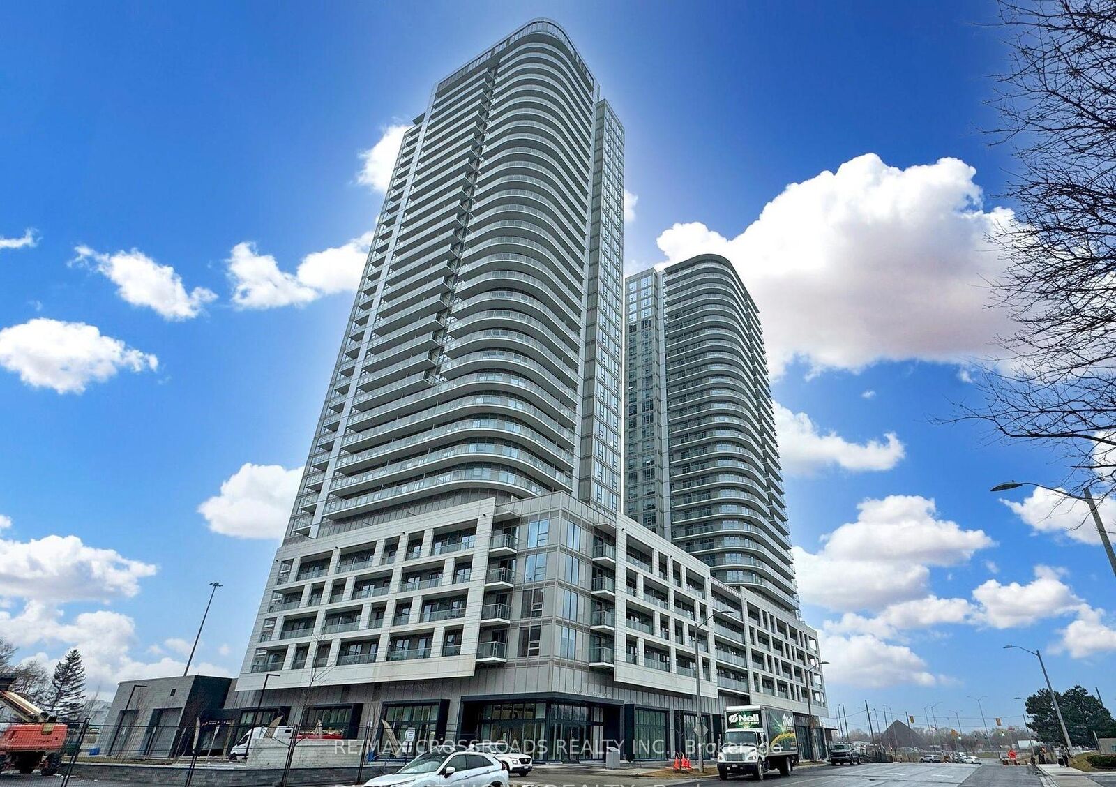 Property Photo:  2031 Kennedy Road 2220  ON M1T 0B8 