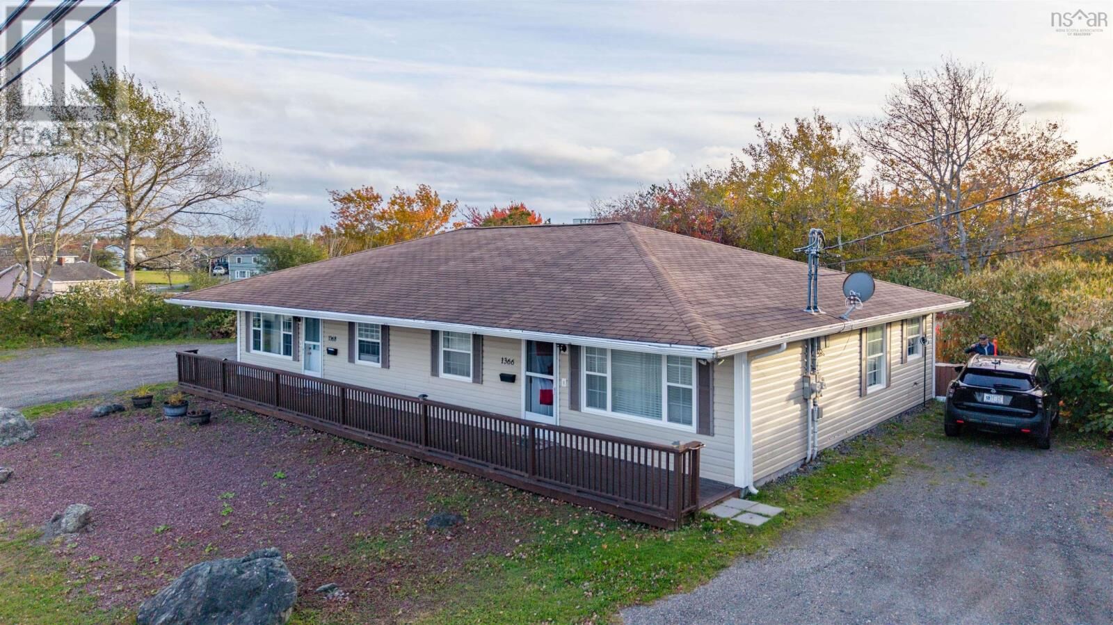 Property Photo:  1366 George Street      B1p 1N2 Street  NS B1P 1N2 