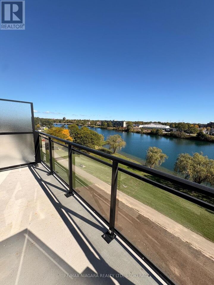 Property Photo:  350 Prince Charles Drive South  ON L3C 0L6 