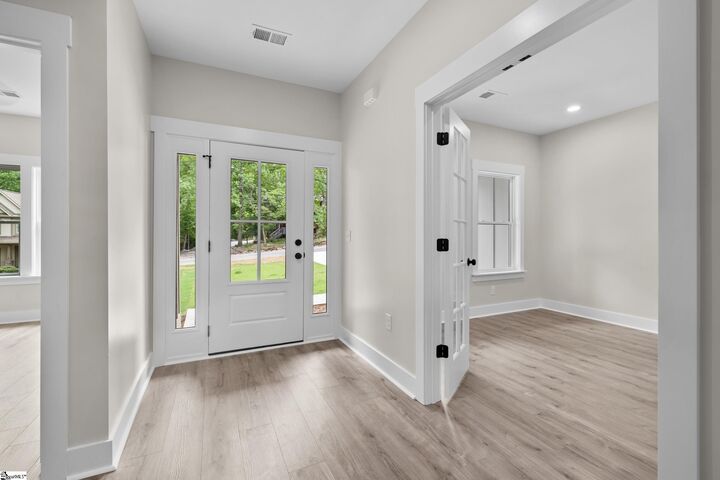 Property Photo:  1 Beach Court  SC 29676 