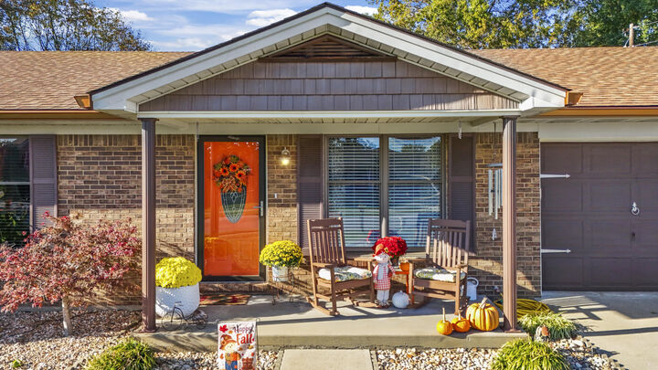 Property Photo: 120 Bowen Drive KY 40342