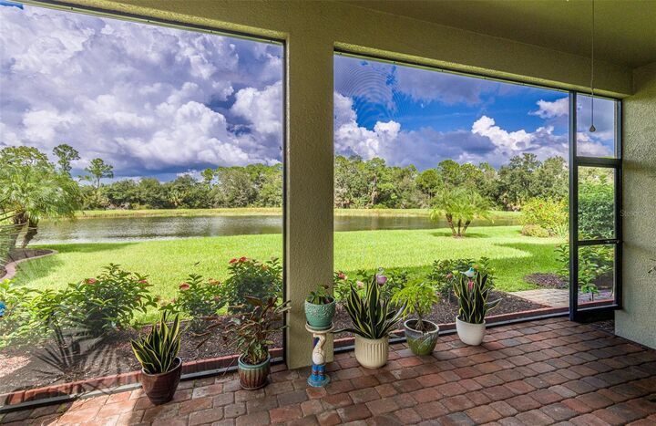 Property Photo:  11554 Blackfin Street  FL 34292 