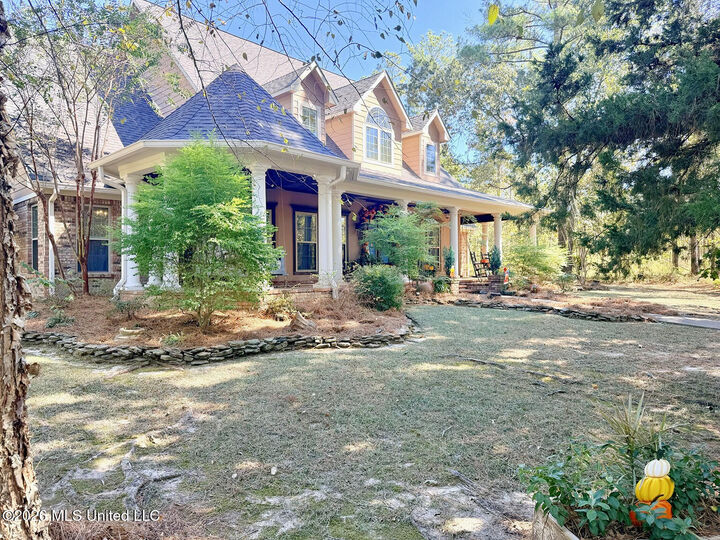 Property Photo:  220 Val Verde Cove  MS 39047 