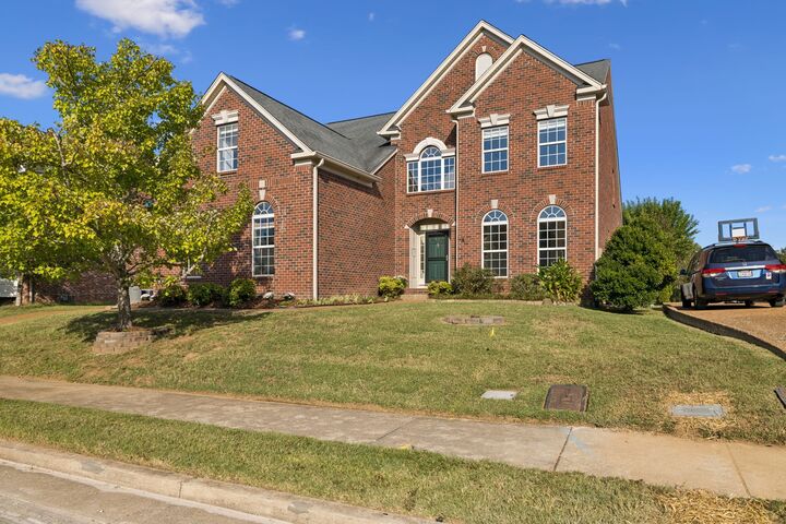 Property Photo:  1060 Morton Mill Road  TN 37221 