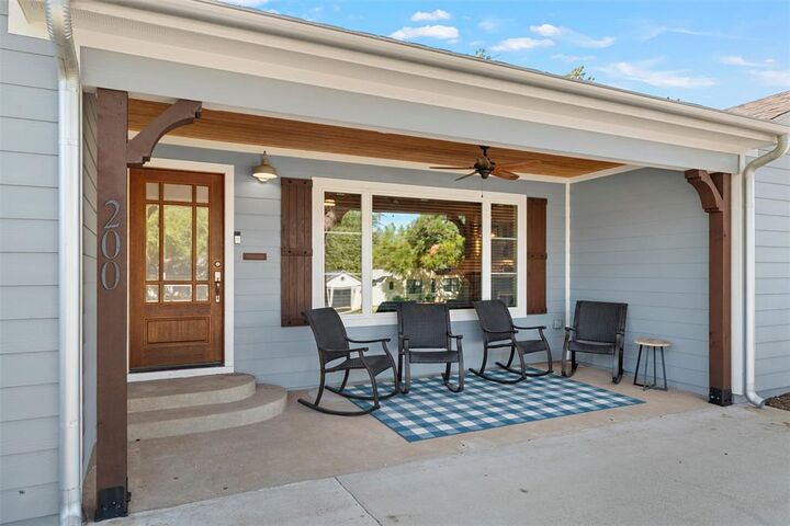 Property Photo:  200 Oriental Road  TX 76710 