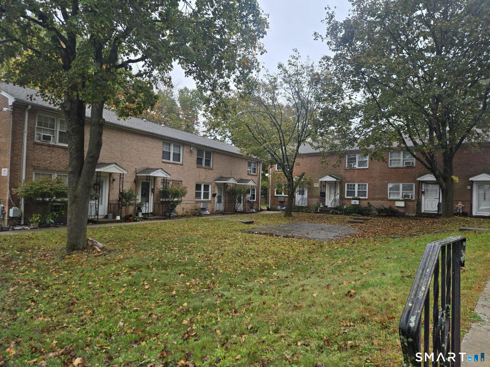 Property Photo: 70 Huntington Road 9 CT 06511