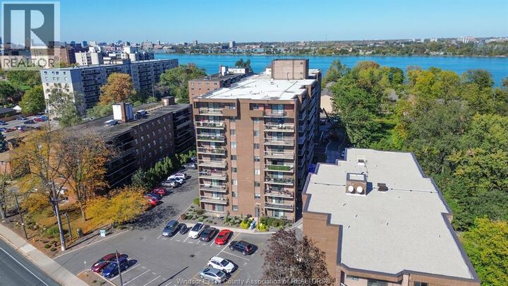 Property Photo:  3936 Wyandotte 304  ON N8Y 4V1 