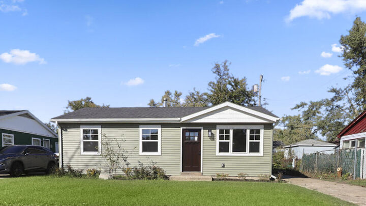 Property Photo:  4148 W 22nd Avenue  IN 46404 