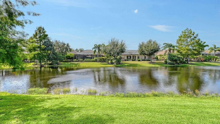 Property Photo:  14718 Leopard Creek Place  FL 34202 