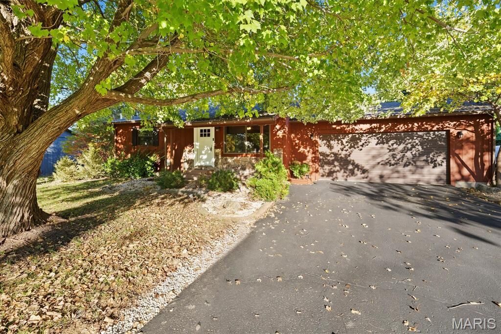 Property Photo:  64 Carnation Drive  IL 62234 