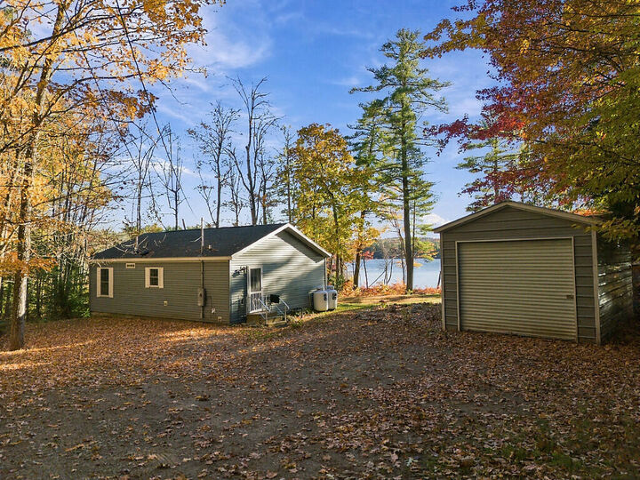 Property Photo:  16 Rolands Way  ME 04330 