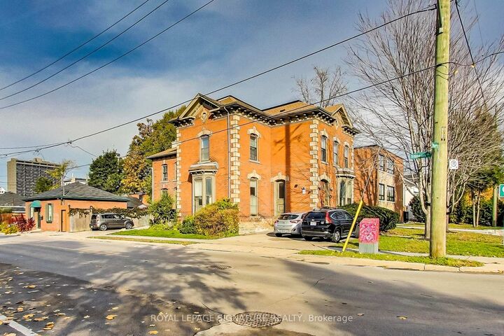 Property Photo:  102 West Avenue S 2  ON L8N 2S3 