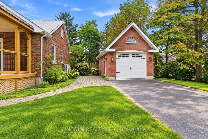 Property Photo:  3 Brown Street  ON L1C 2P7 