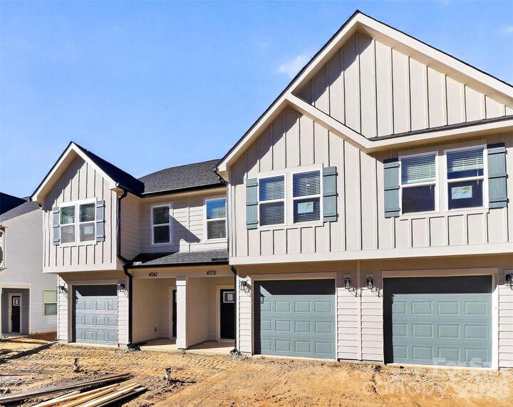 Property Photo:  4951 Curtiswood Drive  NC 28213 