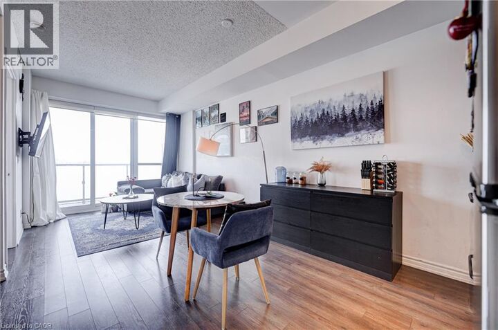 Property Photo:  15 James Finlay Way 712  ON M3M 0B3 