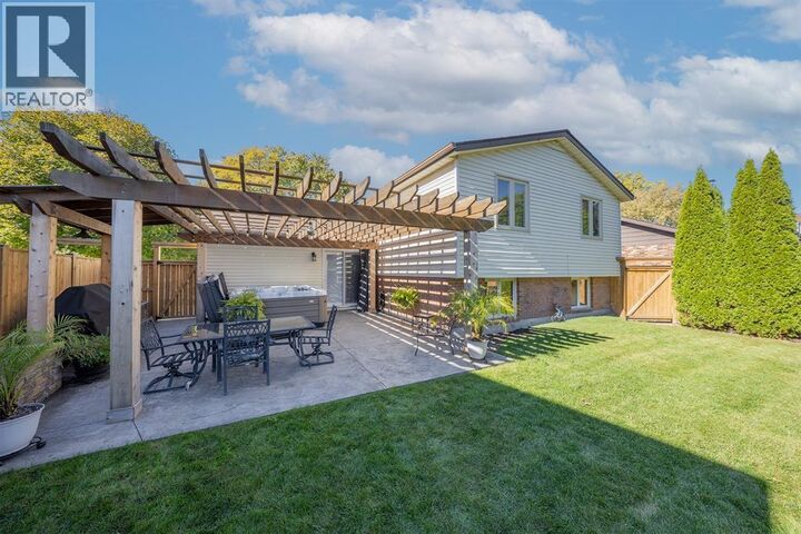 Property Photo:  1592 Coventry Court  ON N7S 3X8 