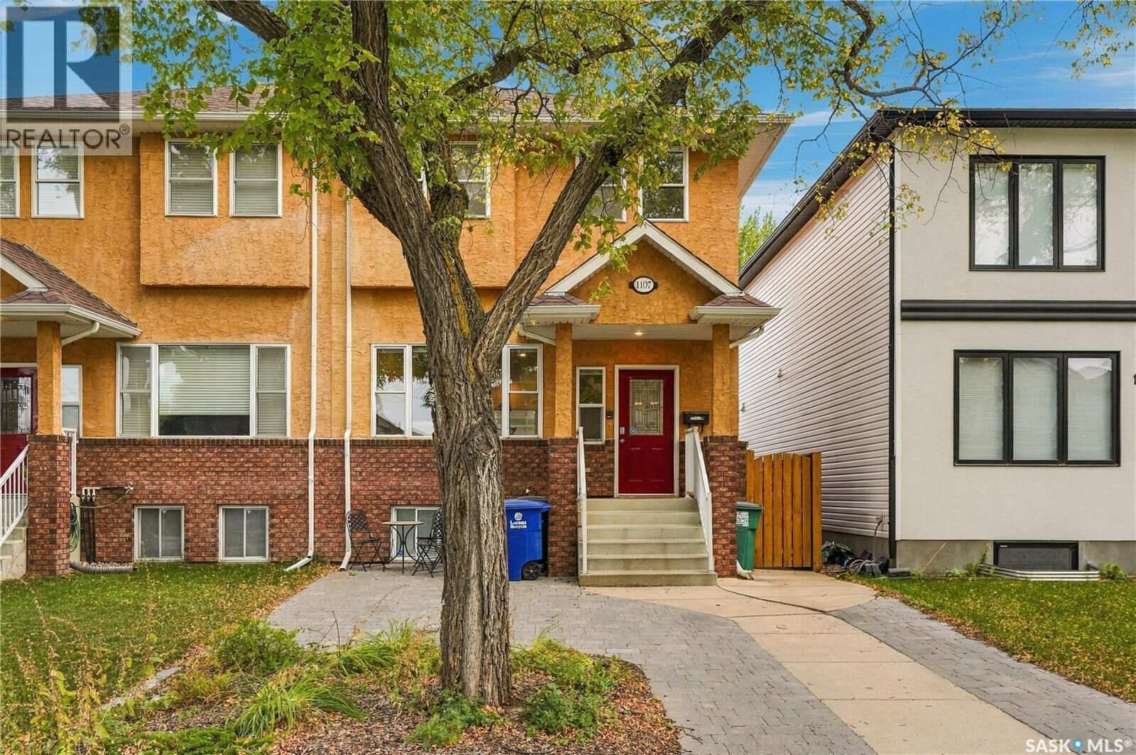 Property Photo: 1107 9th Street E SK S7H 0N4
