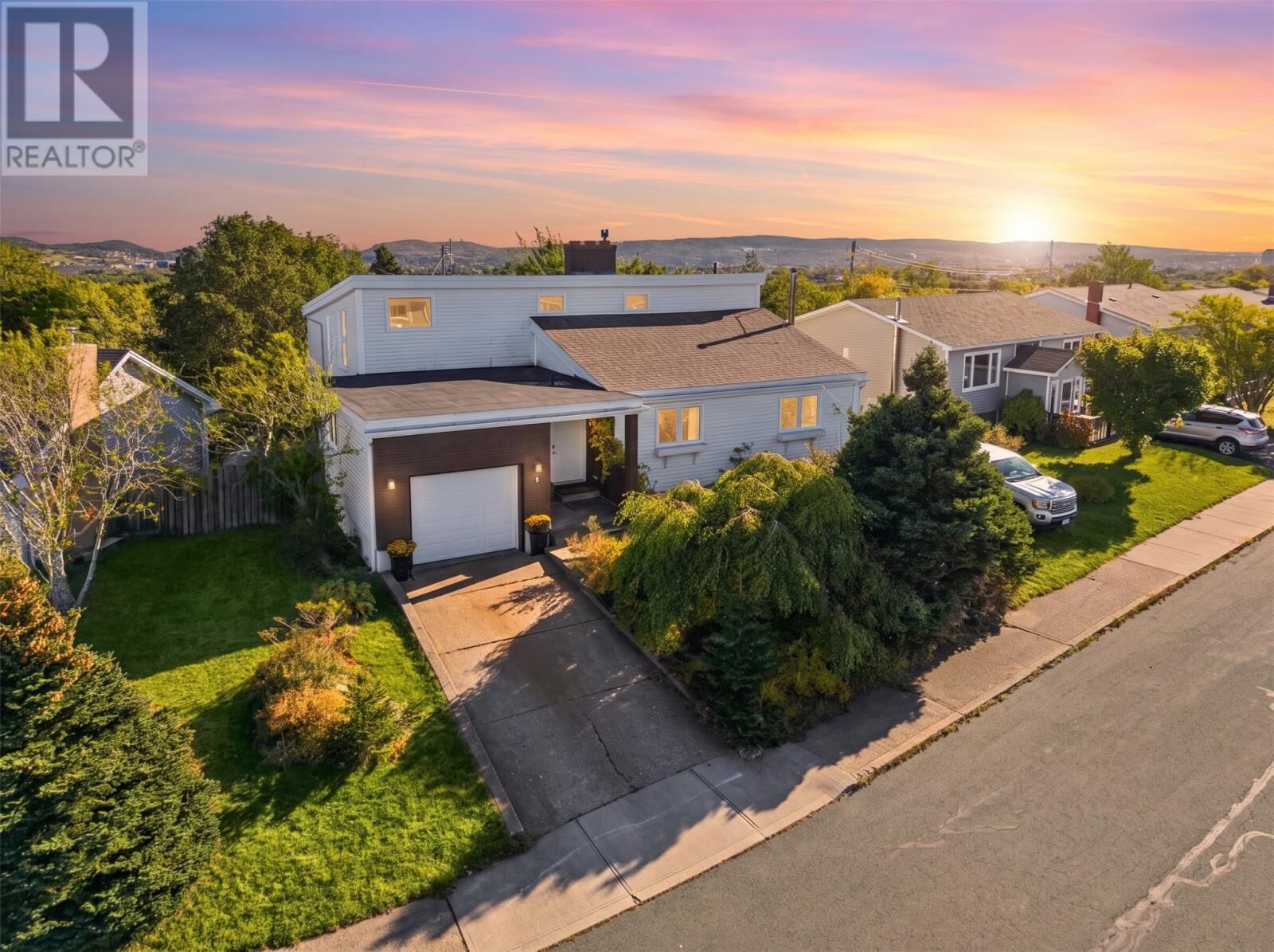 Property Photo:  7 Connemara Place  NL A1A 3E3 