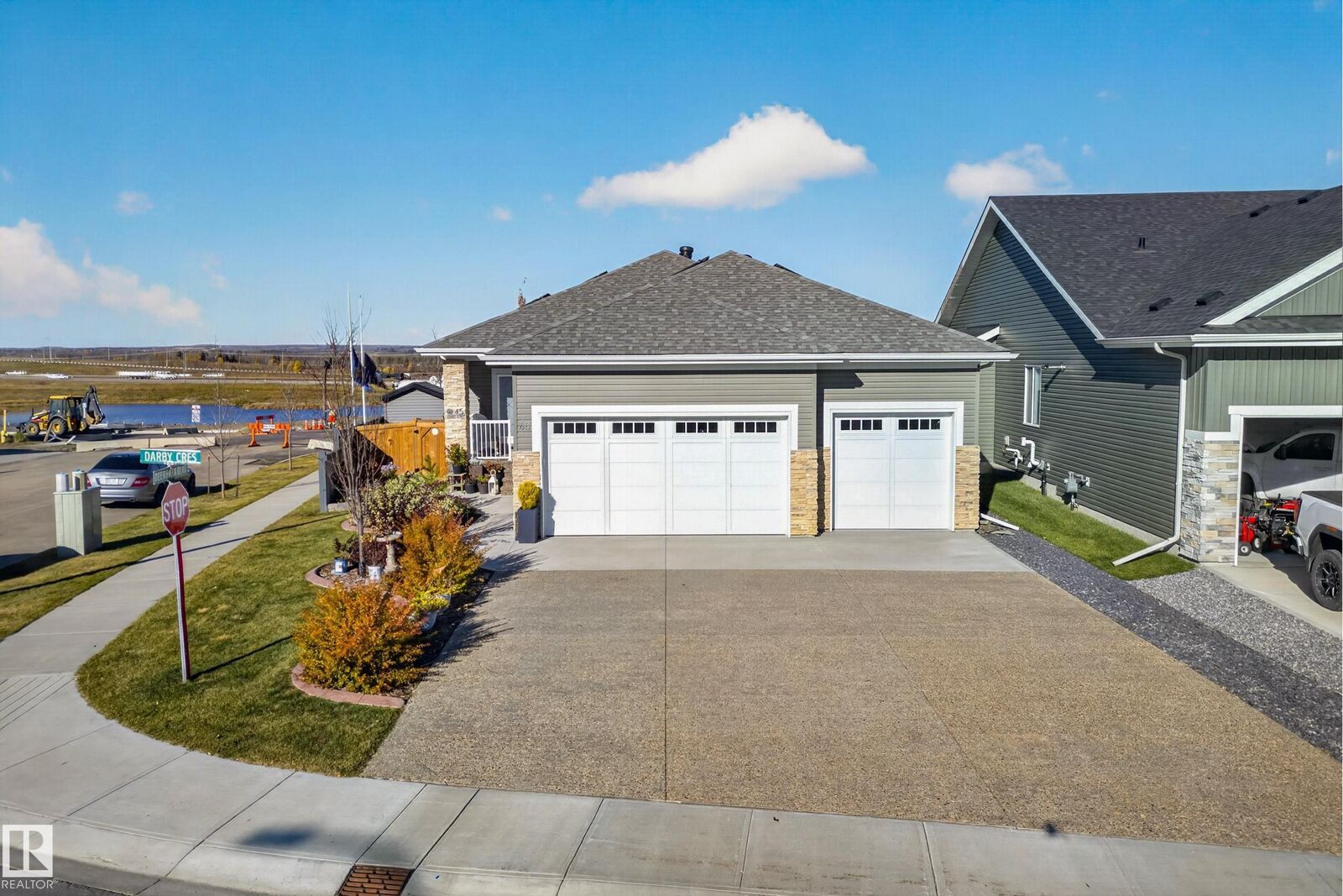 Property Photo:  45 Darby Crescent  AB T7X 0E6 