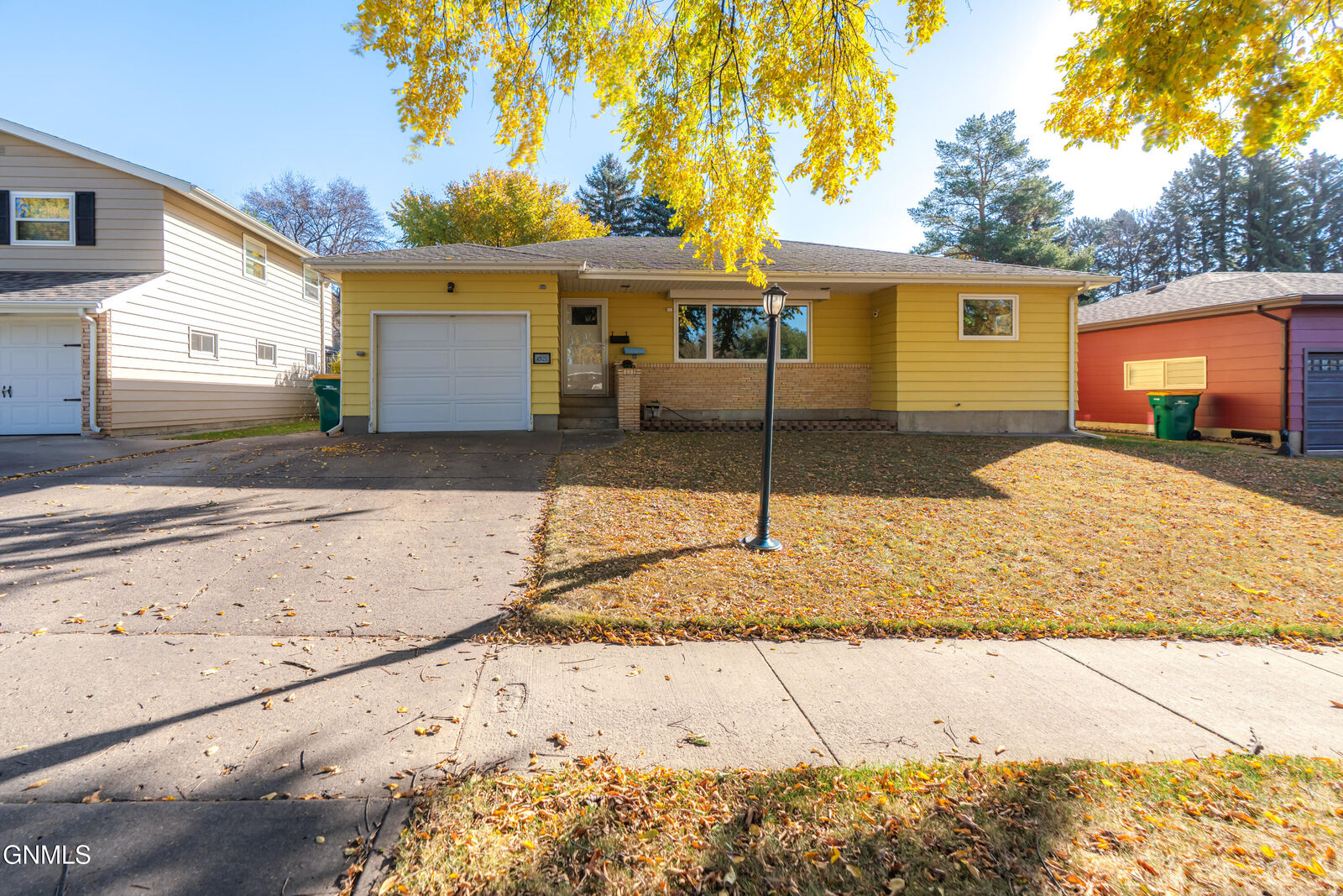 Property Photo:  1321 17th Street  ND 58501 