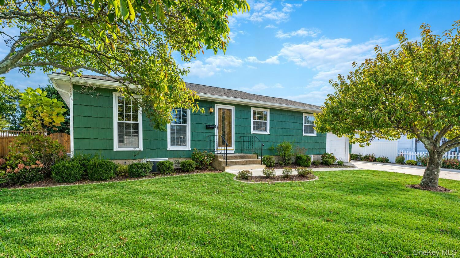 Property Photo:  244 Neptune Avenue  NY 11704 