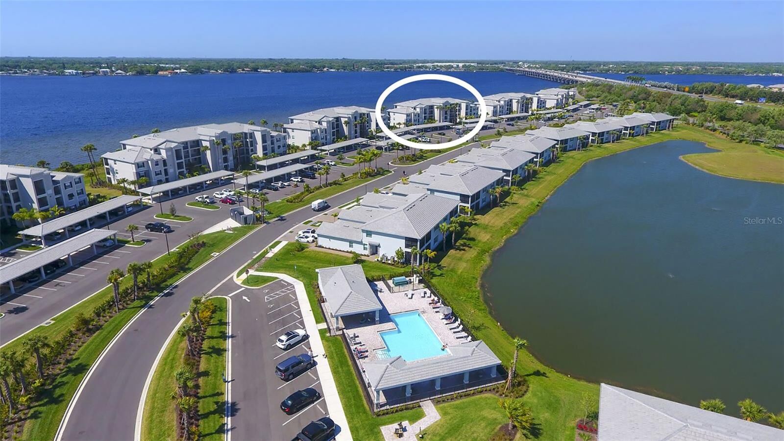 Property Photo: 1010 Tidewater Shores Loop 406 FL 34208