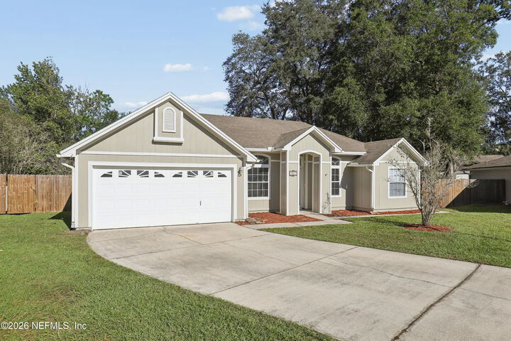 Property Photo:  7827 Enderby Court  FL 32244 