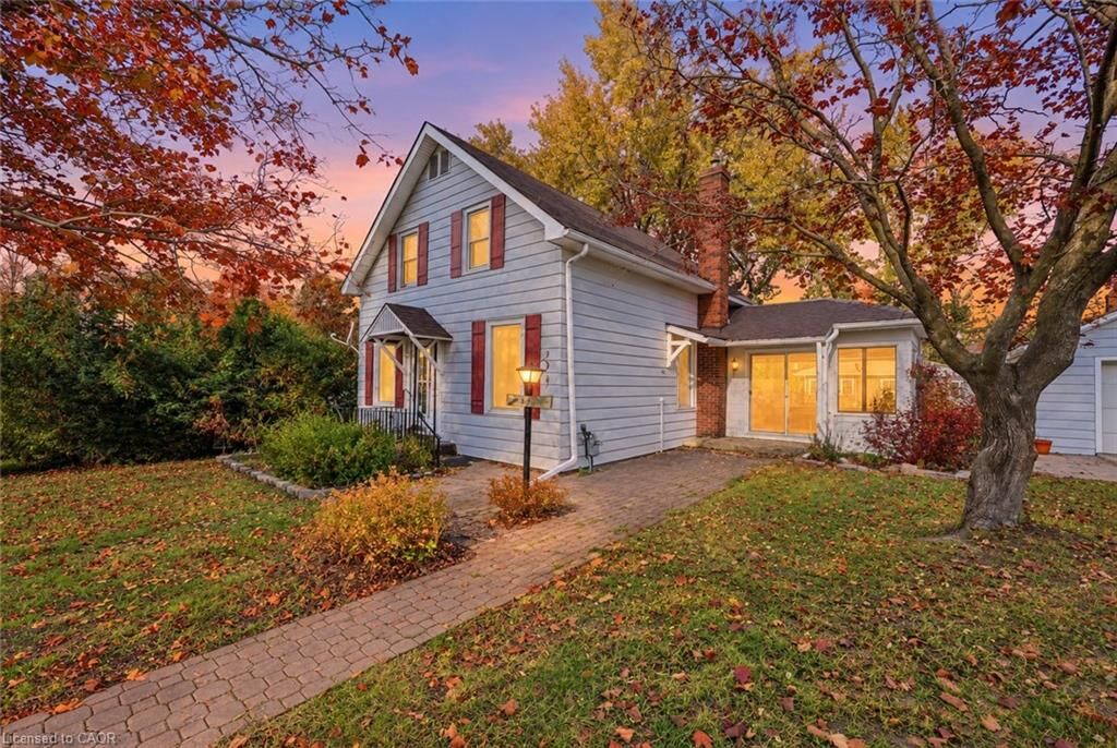 Property Photo:  190 Winewood Avenue  ON P1P 1E7 