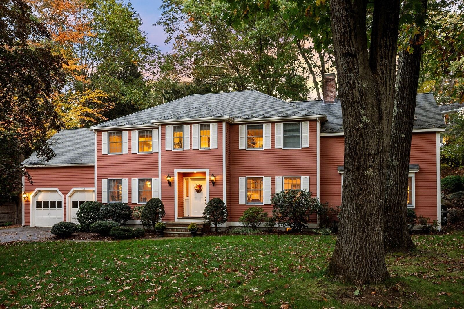 Property Photo:  125 Chestnut St  MA 01742 