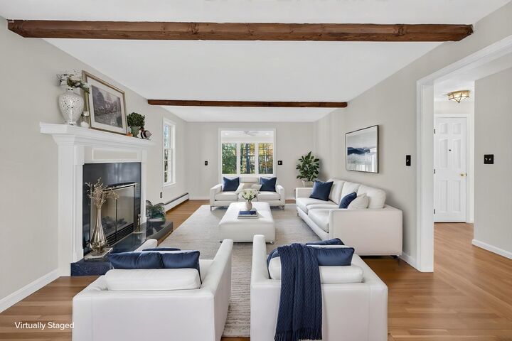 Property Photo:  3 Canter Rd  MA 01879 