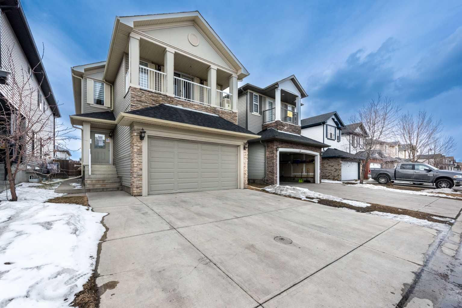 Property Photo:  422 Taralake Way NE  AB T3J 0J4 