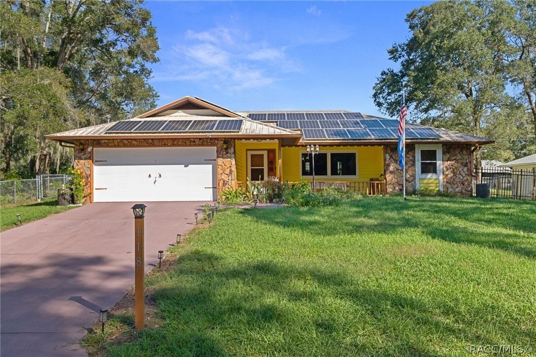 Property Photo:  118 Hofstra Street  FL 34452 
