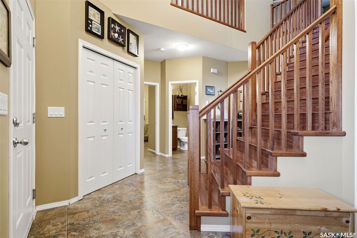 Property Photo:  6 Maria Way  SK S0G 2T0 