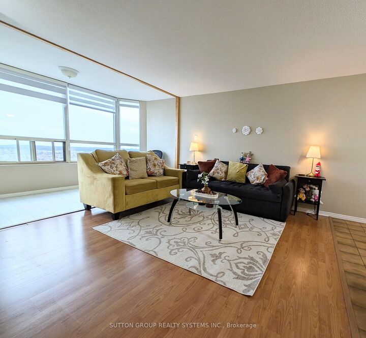 Property Photo:  400 Webb Drive 2201  ON L5B 3Z7 