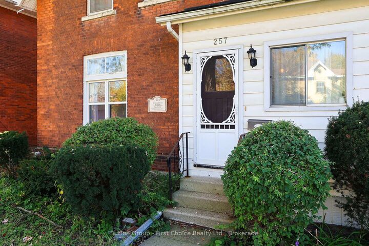 Property Photo: 257 Ontario Street ON N5A 3H6