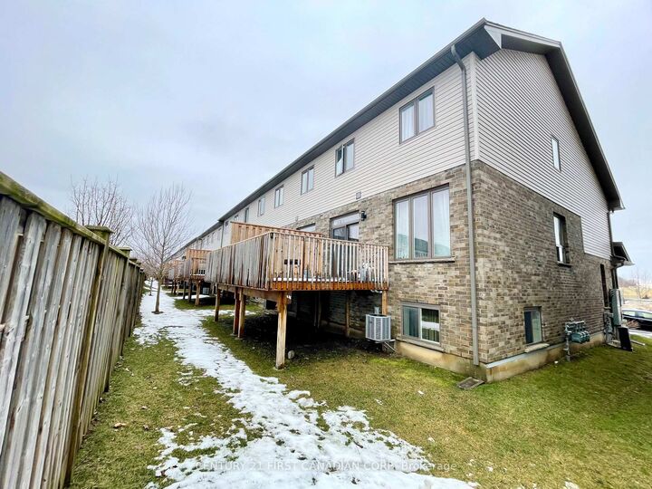 Property Photo:  1960 Dalmagarry Road 197  ON N6G 0T8 