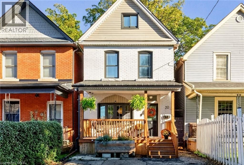 Photo de la propriété:  20 Belview Avenue  ON L8L 7K5 