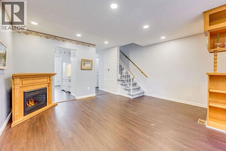 Property Photo:  860 Ross Avenue 4  ON N7T 7P5 