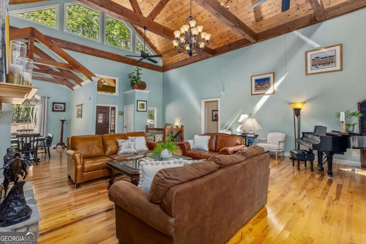 Property Photo: 200 Plantation Lane GA 30513