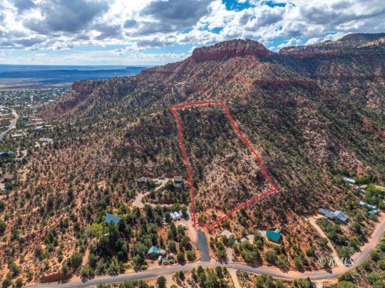 Property Photo: 1057 W Vermillion Dr UT 84741