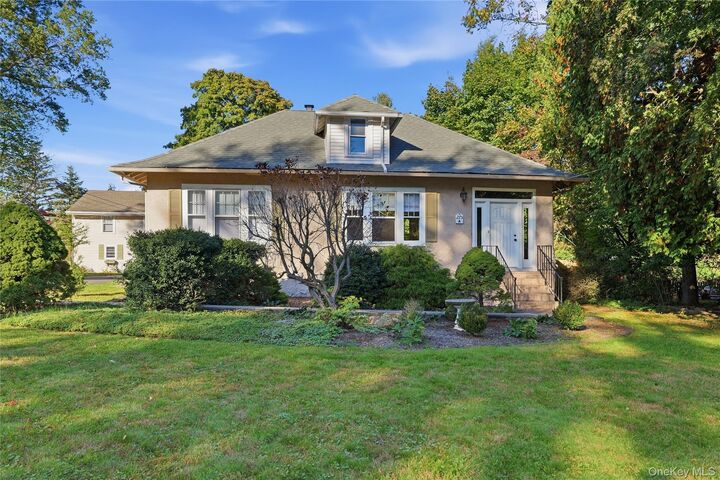 Property Photo:  275 Maple Road  NY 10989 